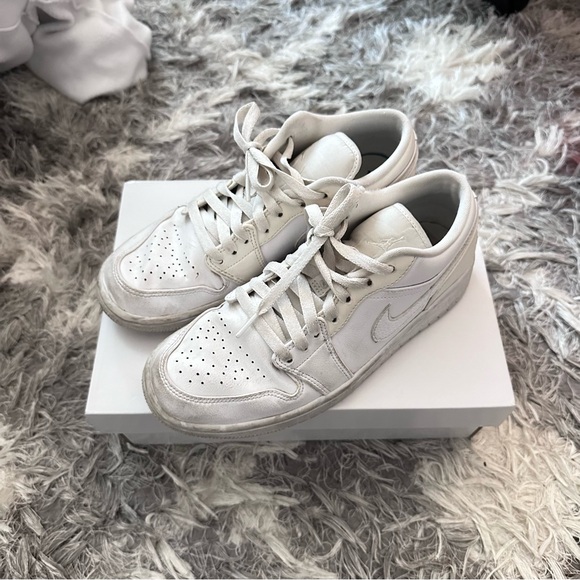 Nike Shoes - Nike White Sneakers for Women